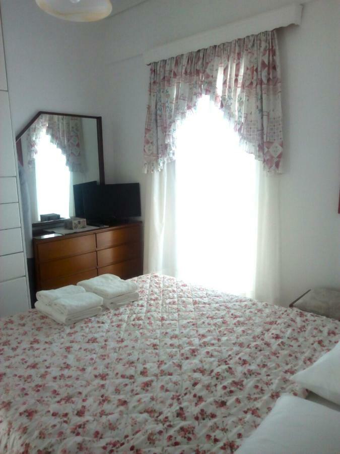 Elafonisos: Two Storey House On The Sea Front 외부 사진